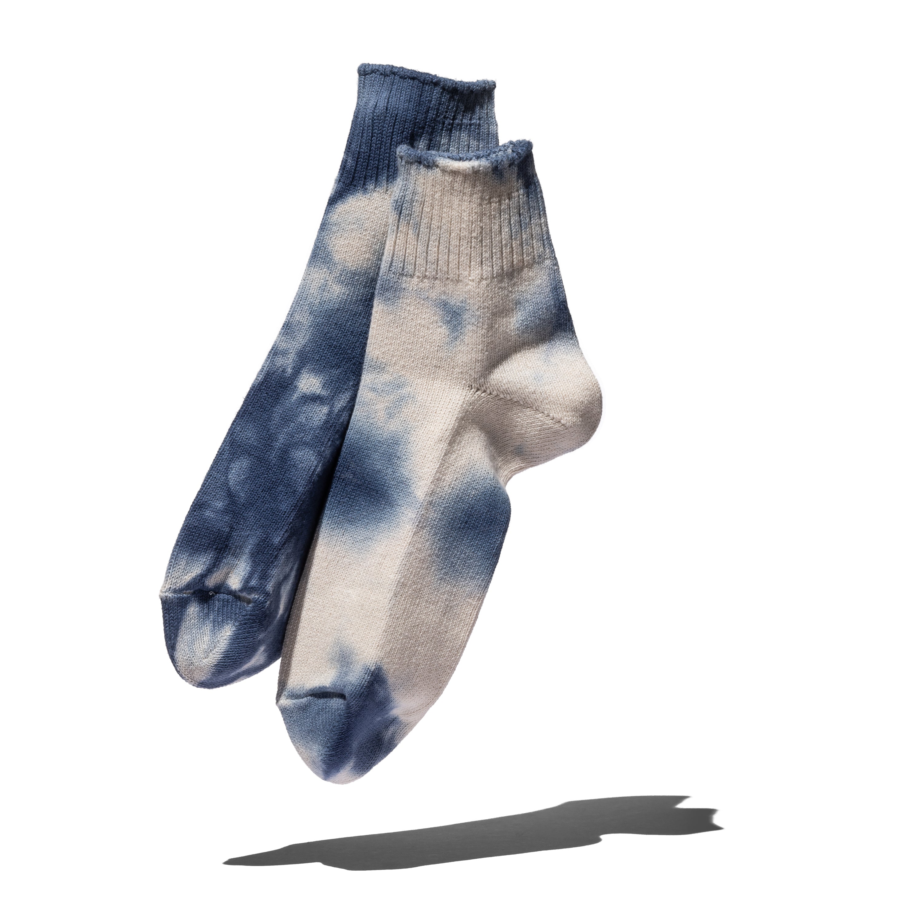 CAMO TIE-DYED ANKLE SOCKS